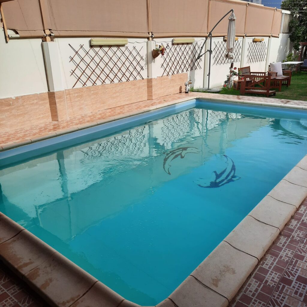 How to manage your swimming pool in Qatar